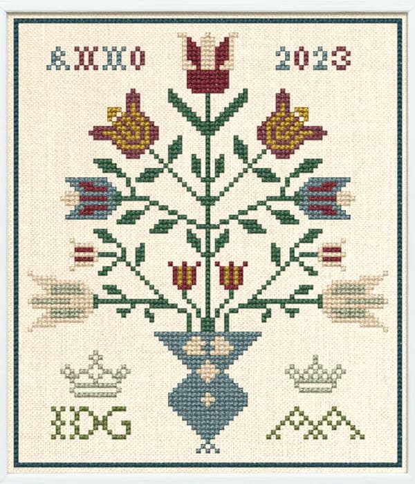 Tulip Vase Pincushion